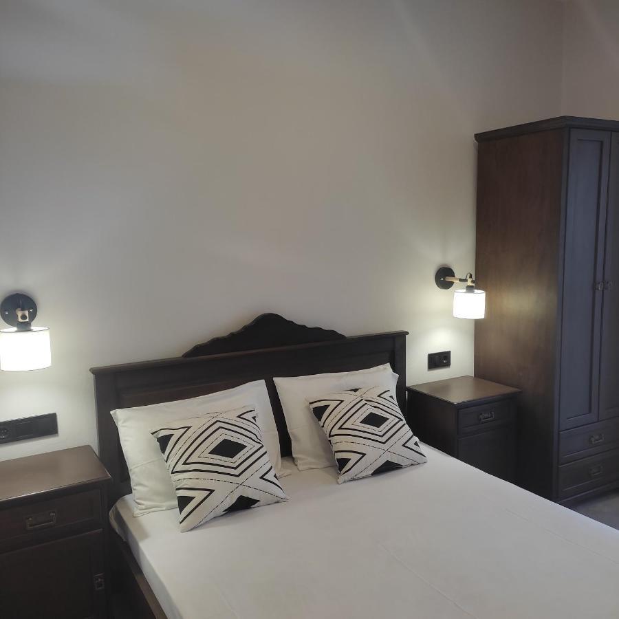 Pansion Nikos Apartman Patitíri Kültér fotó