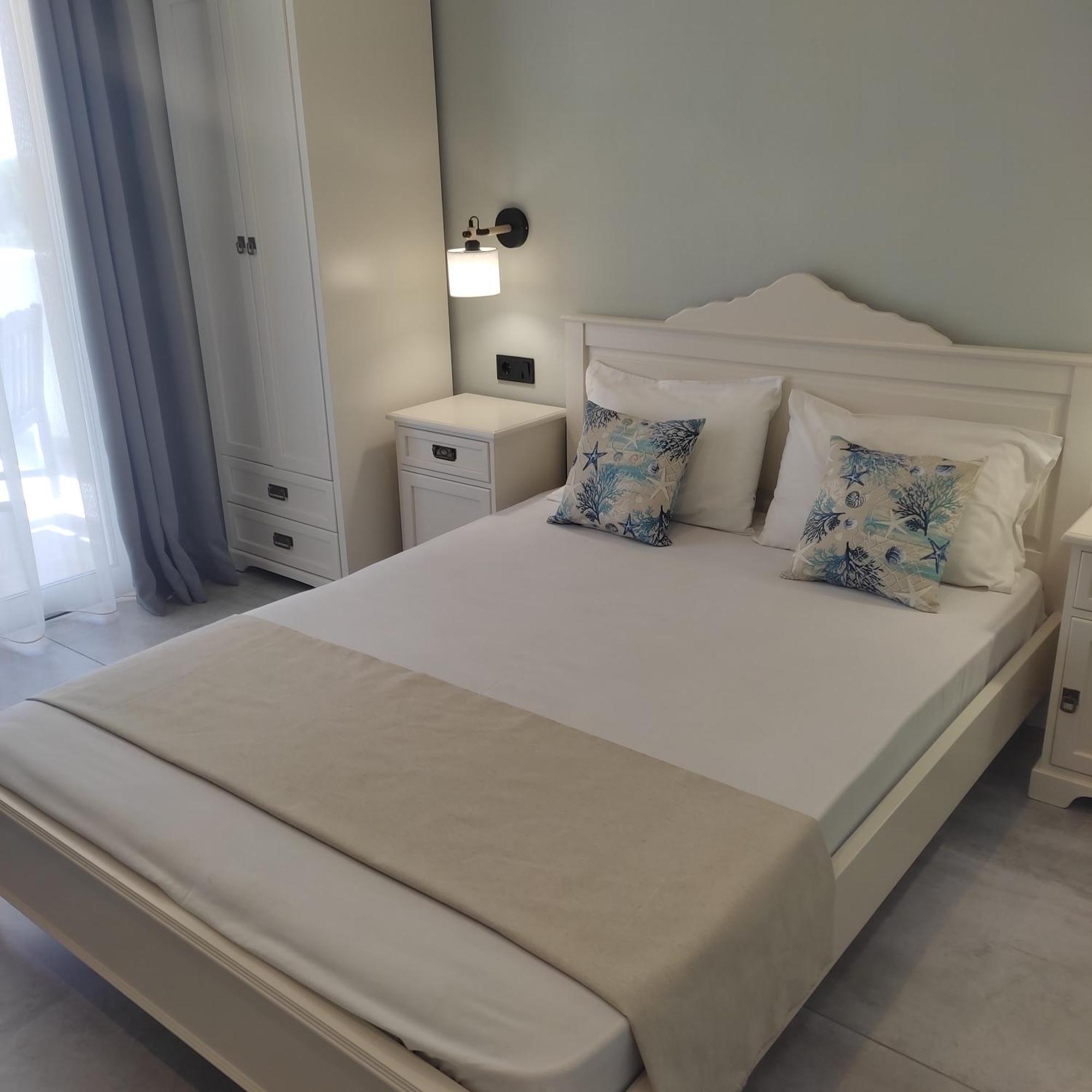 Pansion Nikos Apartman Patitíri Kültér fotó